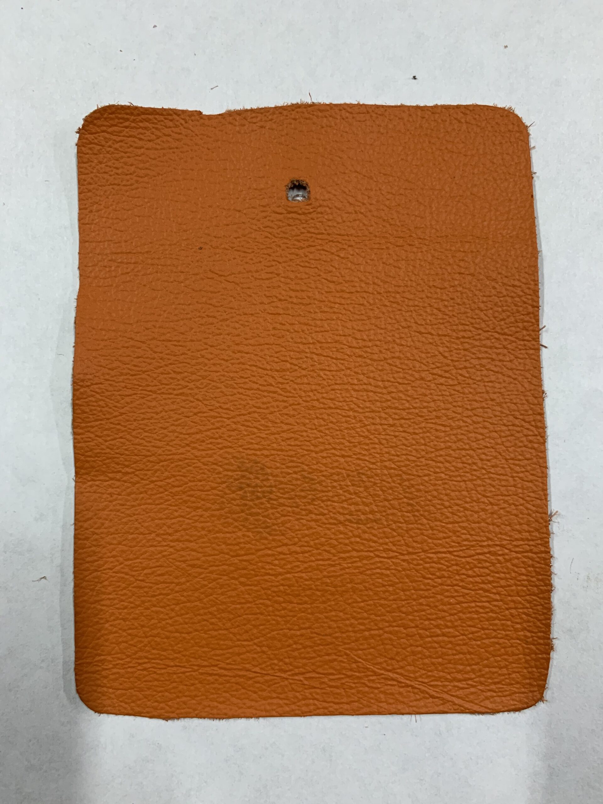 Couro laranja 177.